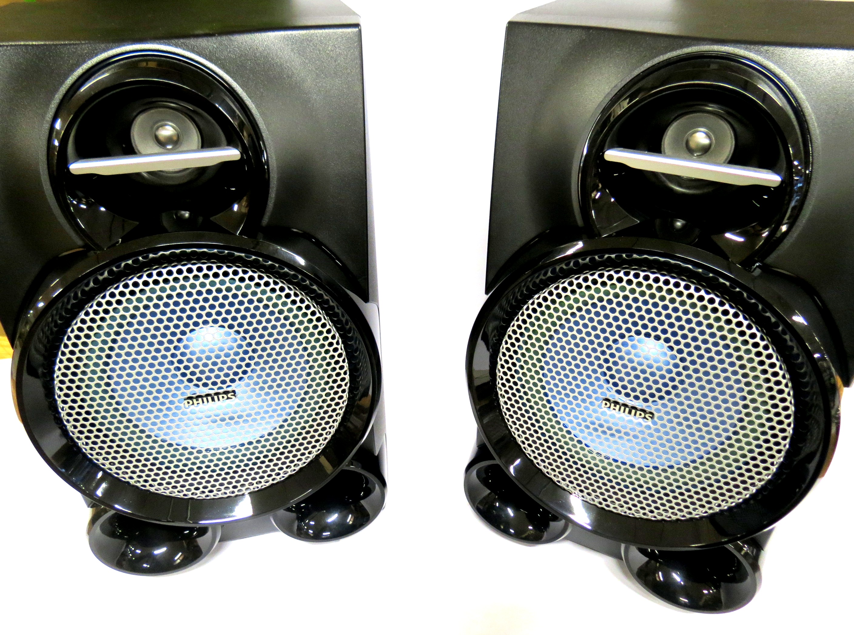 Par de Caixa Acústica Philips 6-OHMS 280WRMS